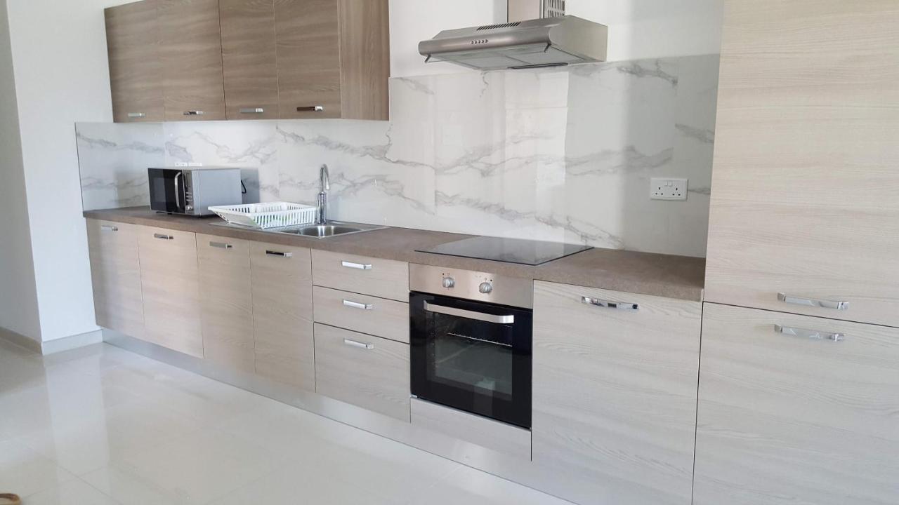 The Carobs Apartment Marsaskala Exterior photo